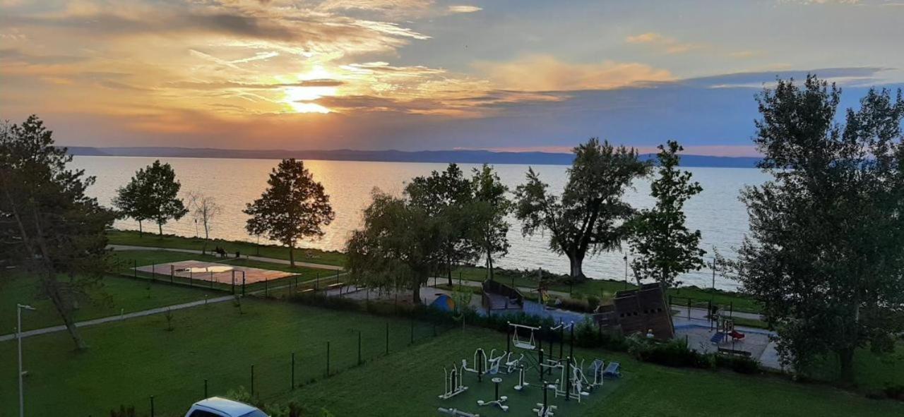 Sunset Home Apartman Siófok Kültér fotó